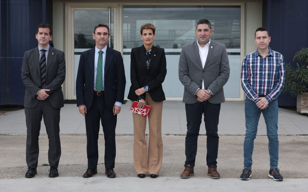 Visita de la Presidenta y Consejero de Desarrollo Económico y Empresarial del Gobierno de Navarra